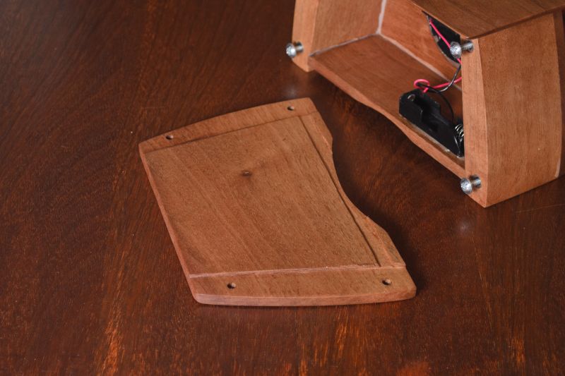 D70_6898a-back-lid